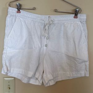 Tommy Bahama Women’s Linen Shorts White